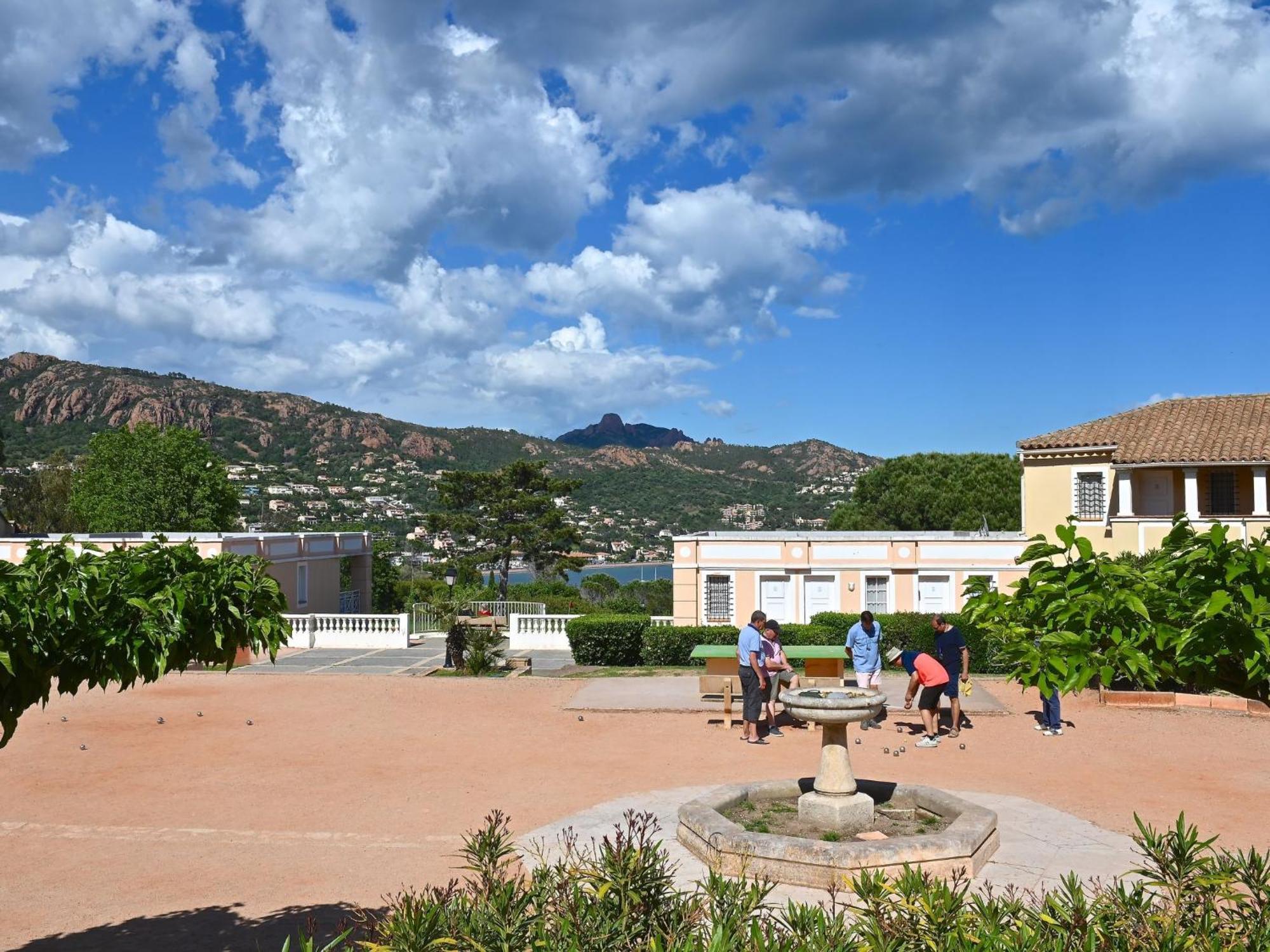 Apartment Village Cap Esterel - L'Esquinade-20 By Interhome Saint-Raphaël Εξωτερικό φωτογραφία